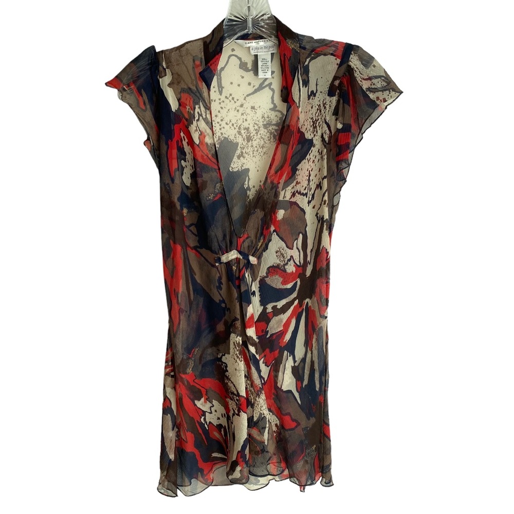 Maternity 100% Silk Diane von Furstenberg for a Pea in the Pod Cap Sleeve Top